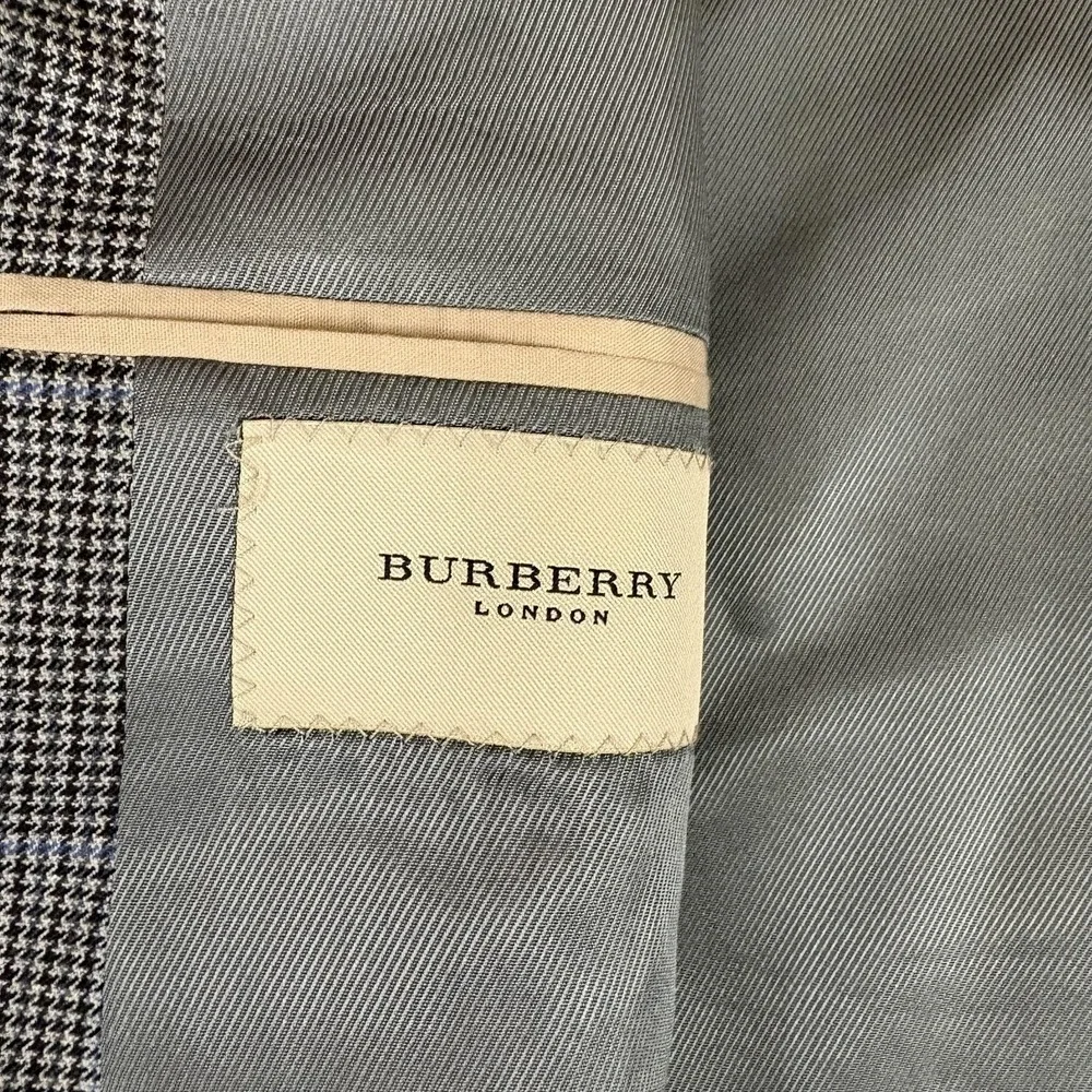 Burberry london suit